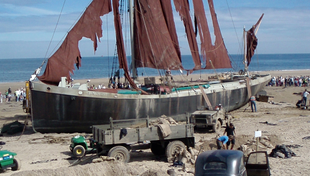 ‘Atonement’ – Film  2007.  Location set: ‘Dunkirk’ – Ageing effects to props and
scenery.