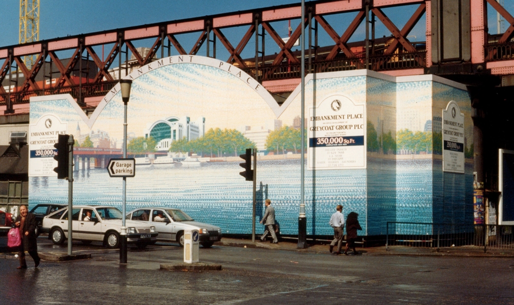 Freeform Artworks – painted site hoarding, Embankment  1989.